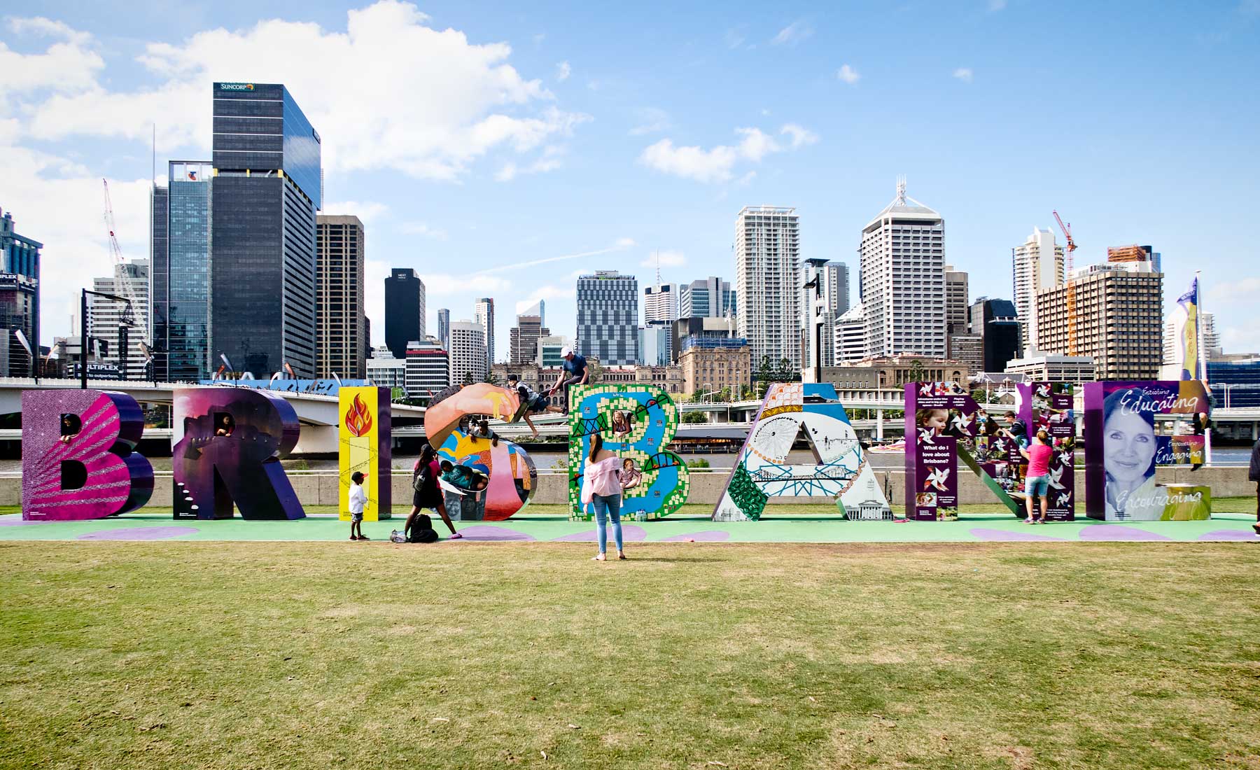 Brisbane South Bank - Climbing the South Bank Brisbane Letters. Read more about how to spend a fun weekend in Brisbane on urbanpixxels.com