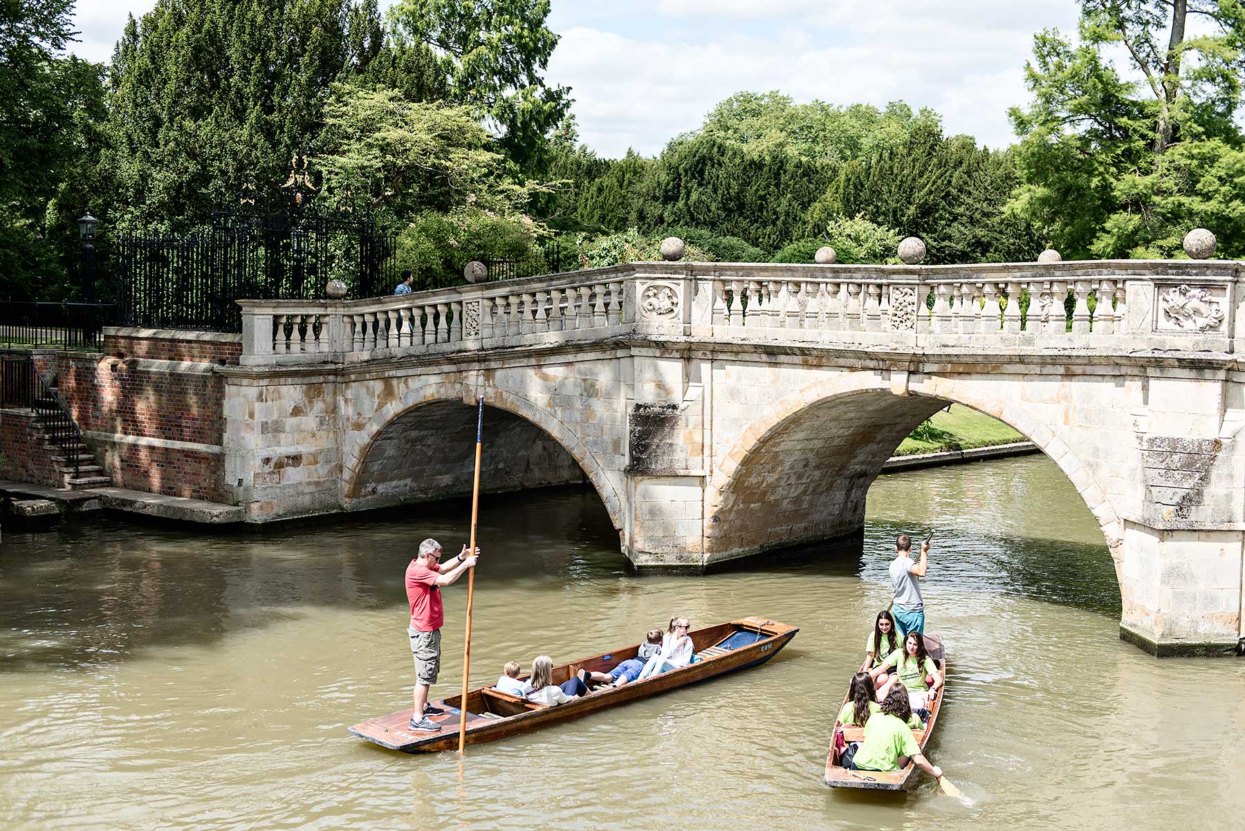 Fairytale Castle Colleges in Cambridge - The perfect day trip from London.