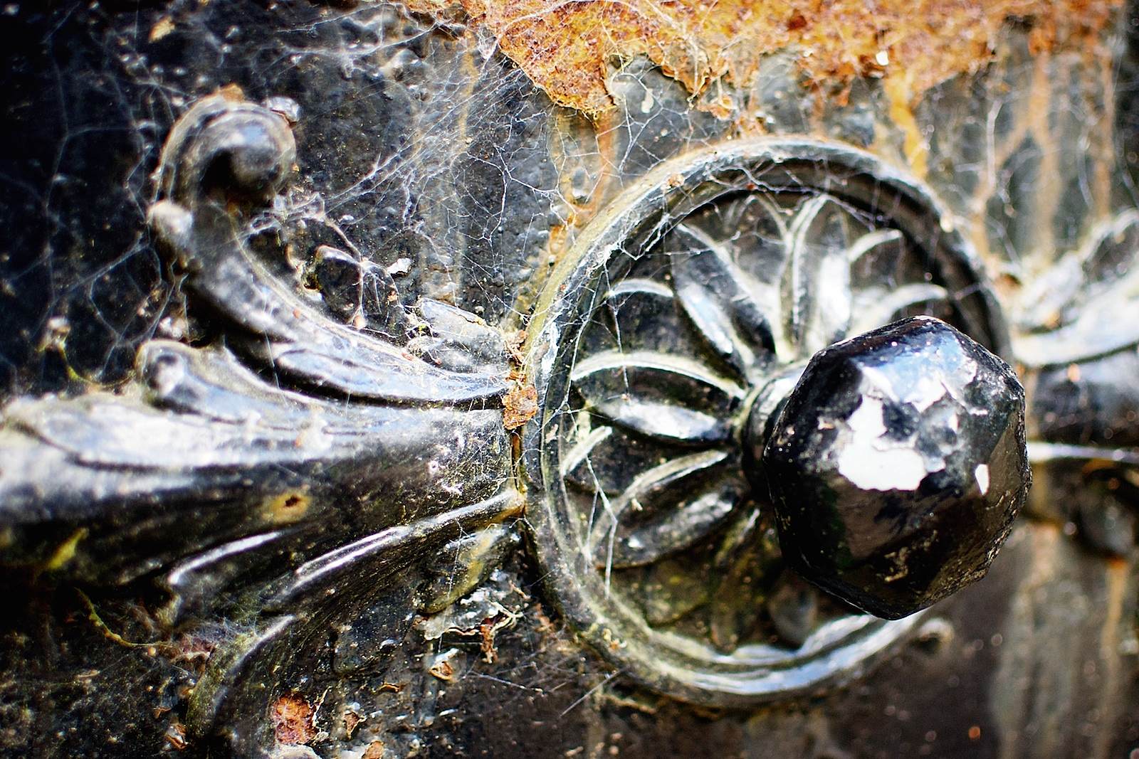 Highgate Cemetery in London