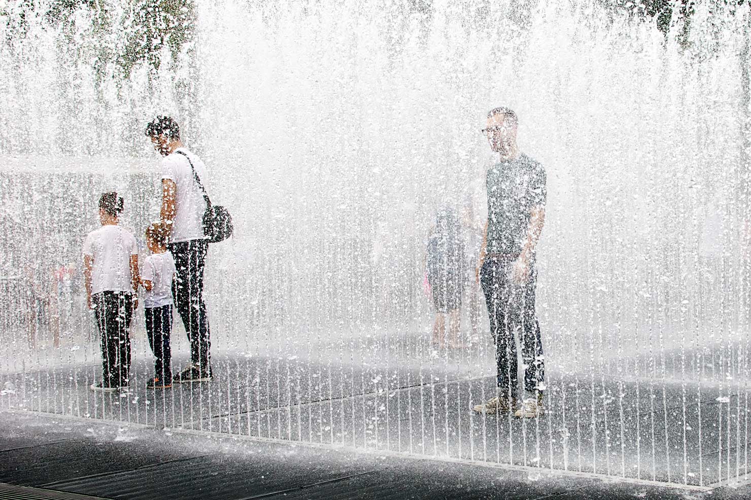 South Bank London - Jeppe Hein Appearing Rooms Fountain