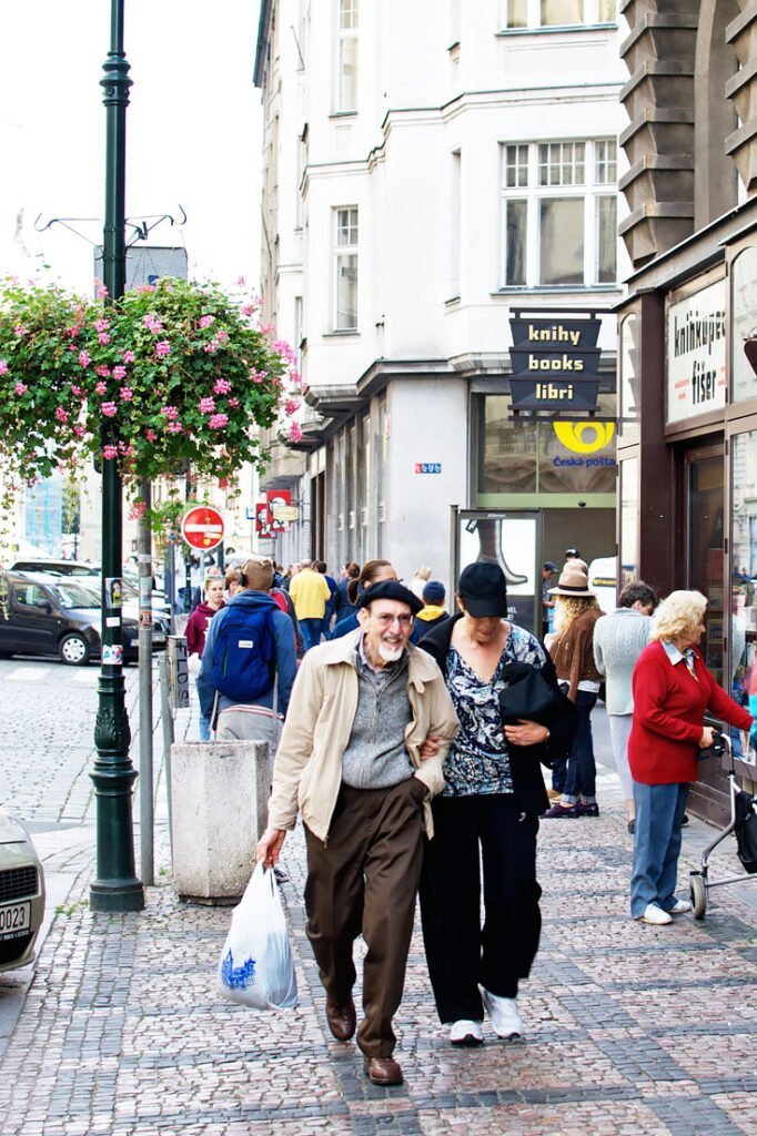 Couple walking in Prague