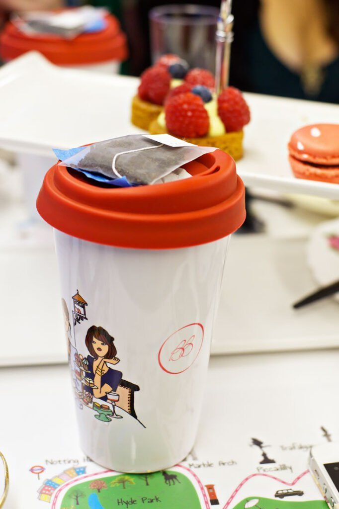 BB Bakery Afternoon Tea Bus Tour in London