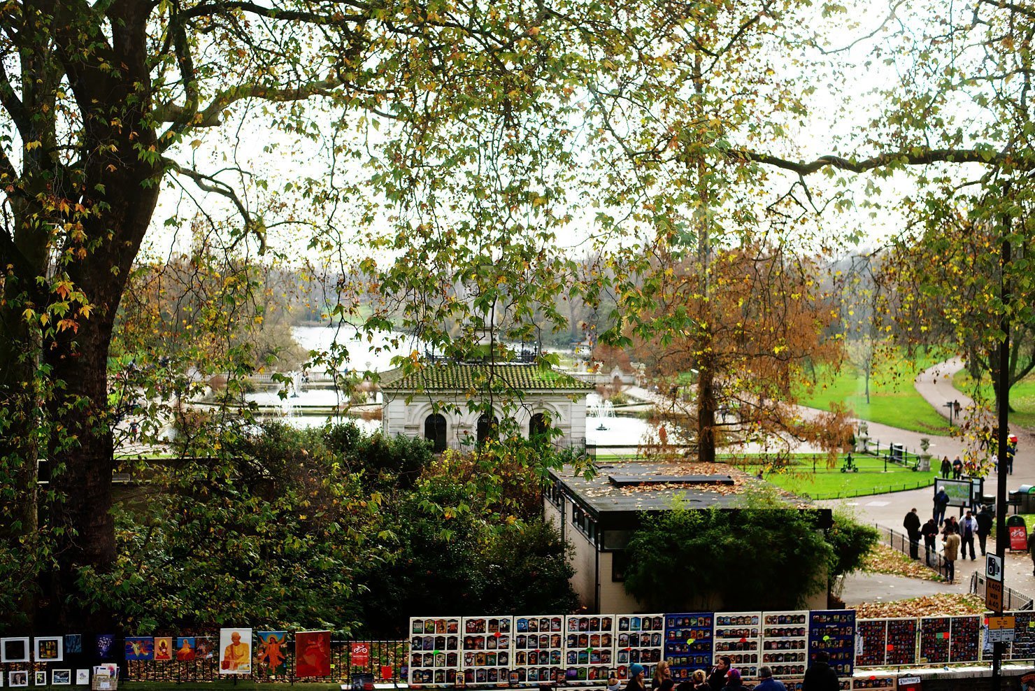 Afternoon tea with a view. Overlooking Hyde Park at the Lancaster London afternoon tea #LDNBloggersTea