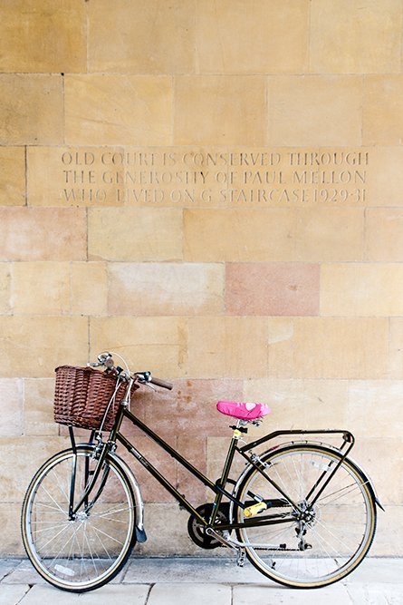 Fairytale Castle Colleges in Cambridge - The perfect day trip from London. Clare College.
