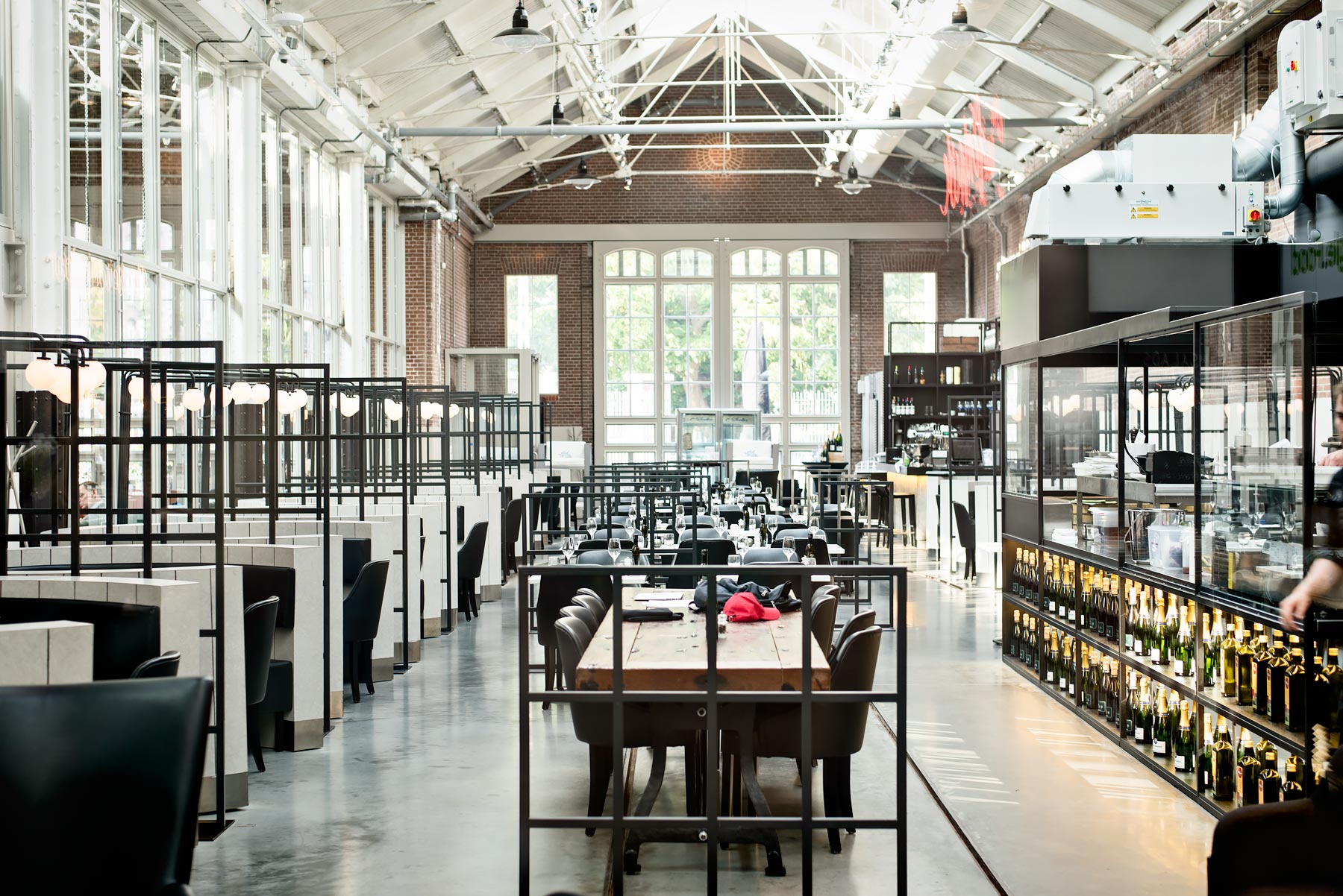 My 5 new favorite places in Amsterdam - de Foodhallen, an indoor street food market