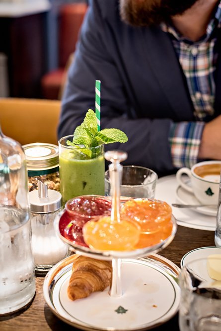 The-Ivy-Cafe-Marylebone-Green-JuiceThe Ivy Café in Marylebone, a new restaurant for breakfast, brunch, lunch and dinner