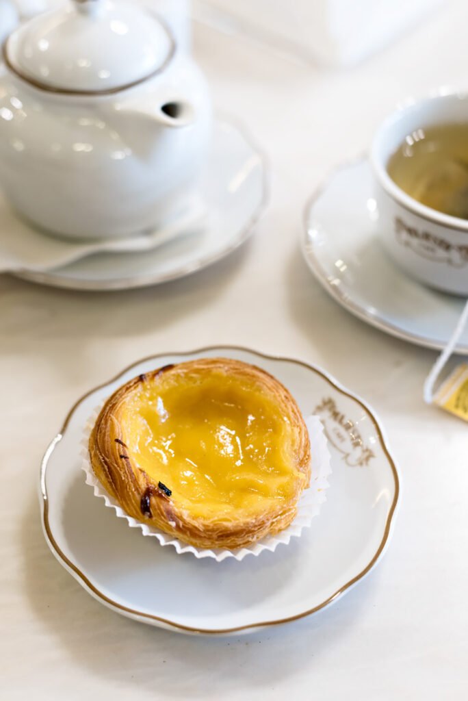 Weekend in Porto - 6 Experiences you don't want to miss. Pastel de Nata at Cafe Majestic