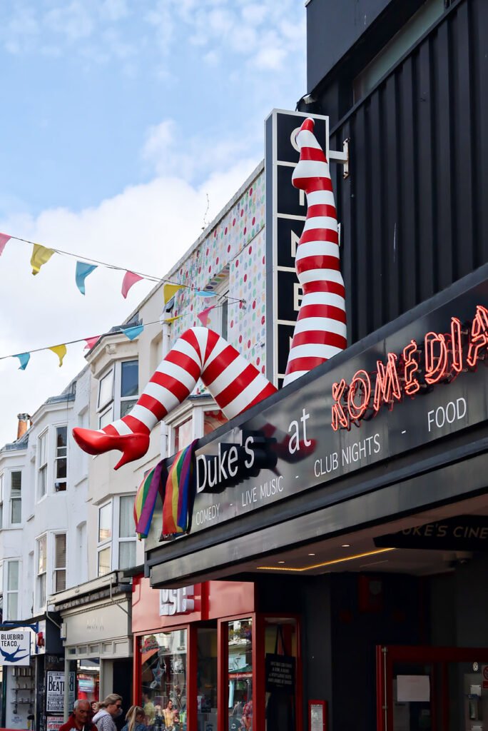 Brighton - Day Trip from London, Things to Do. Komedia, The Lanes