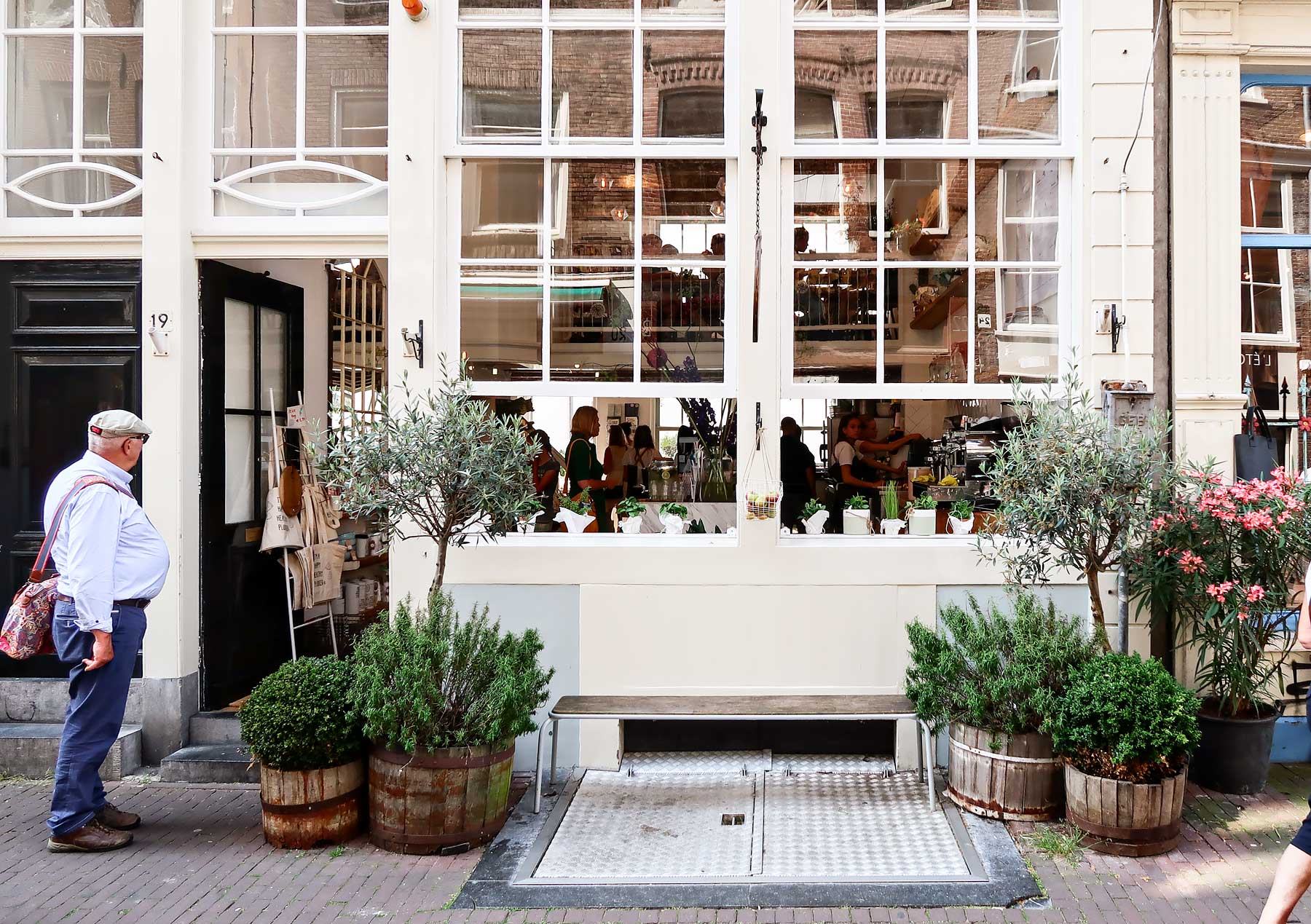 Things to do in Amsterdam. Visiting Amsterdam like a local.