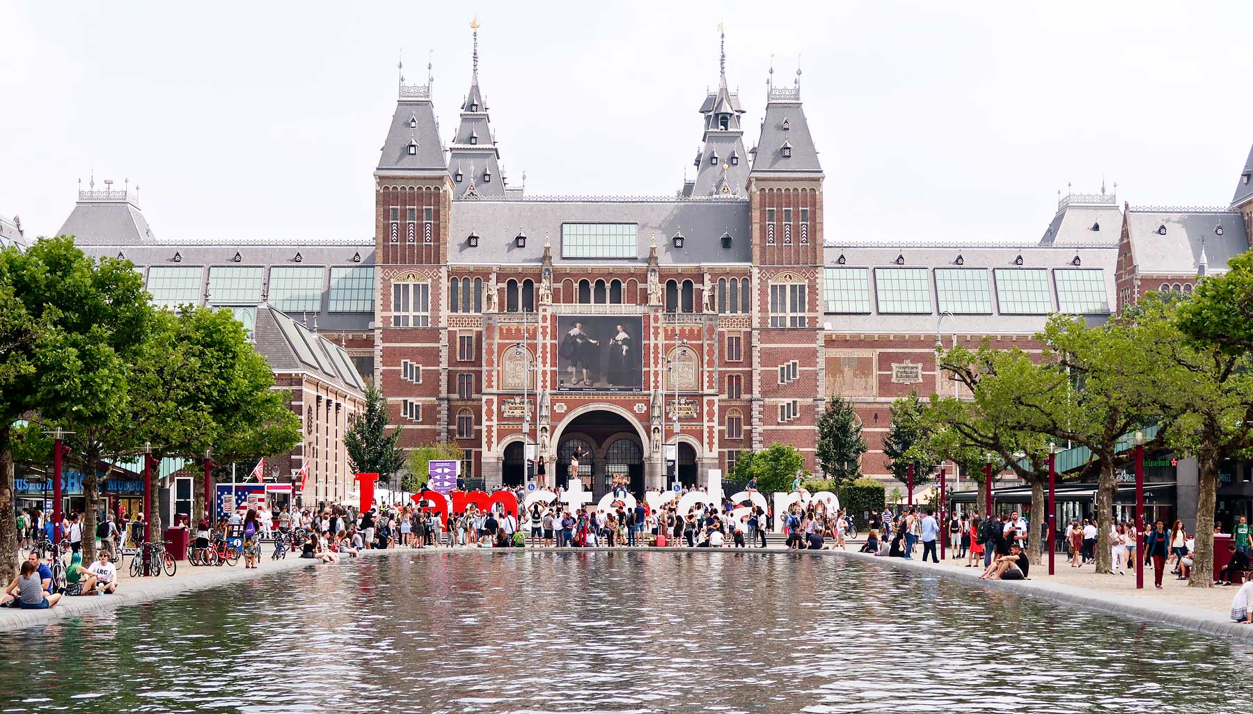 Things to do in Amsterdam. Tips for Visiting Amsterdam like a local. Rijksmuseum - I Amsterdam