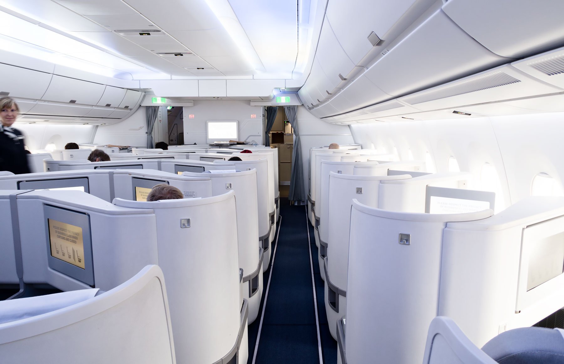 Flying in style from London to Helsinki in business class with the new Finnair A350. Watch the video and read about my experience on www.urbanpixxels.com