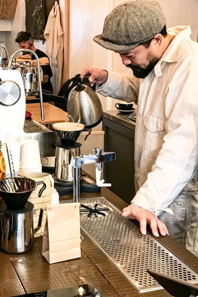 Favorite Things to Do & Places to Eat in Tokyo - Video & Photos on Urban Pixxels (urbanpixxels.com) | Coffee at Little Nap Coffee Roasters