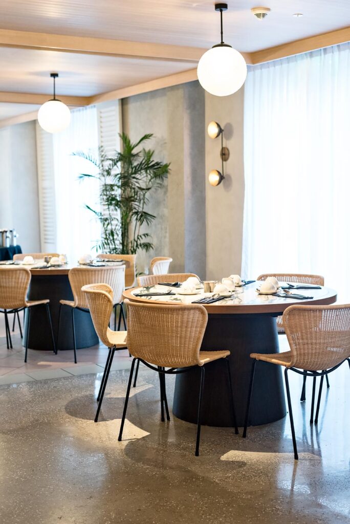 The Warehouse Hotel in Singapore: a beautiful boutique hotel with an industrial-chic atmosphere. Restaurant Pó.