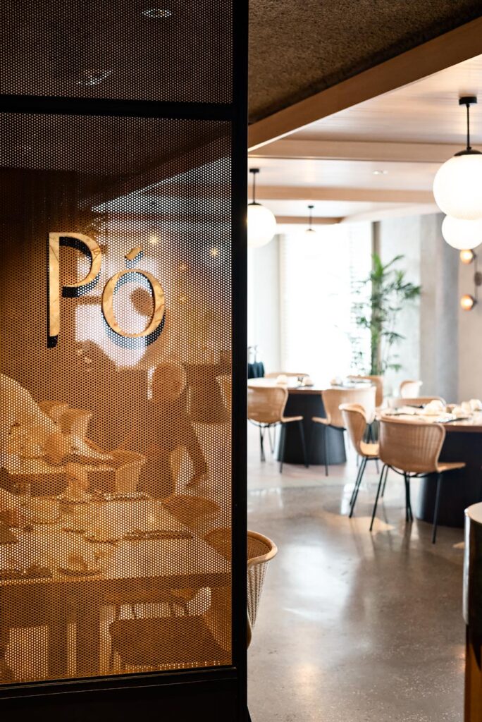 The Warehouse Hotel in Singapore: a beautiful boutique hotel with an industrial-chic atmosphere