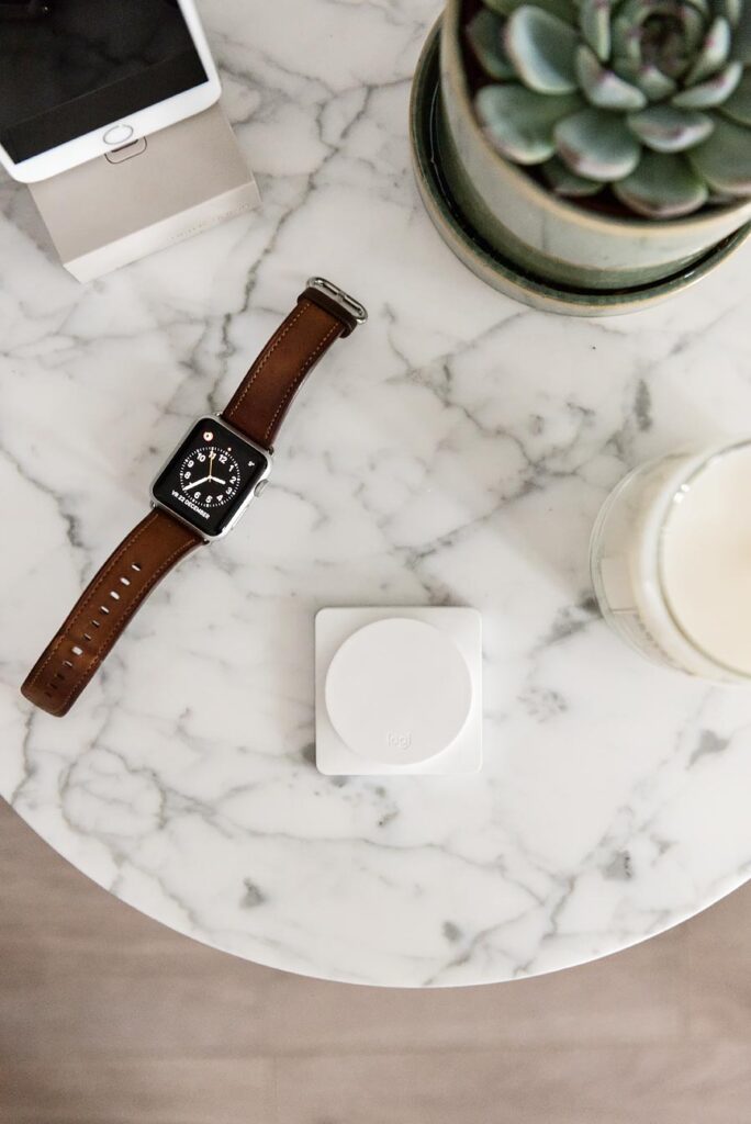 10 tricks to turn your bedroom into your favourite boutique hotel