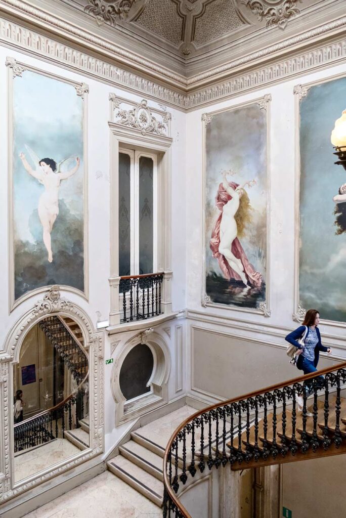 Winkelen in Lissabon - Embaixada in een 19e-eeuws paleis