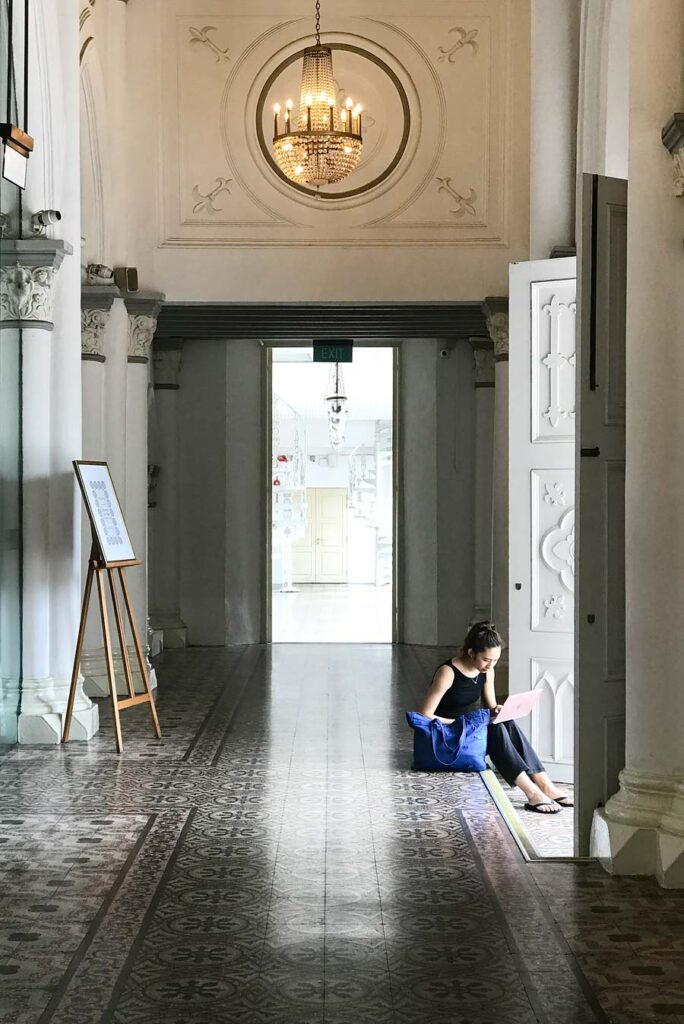 Ultimate Guide to the Best Places to Go, Eat and Stay in Singapore | CHIJMES