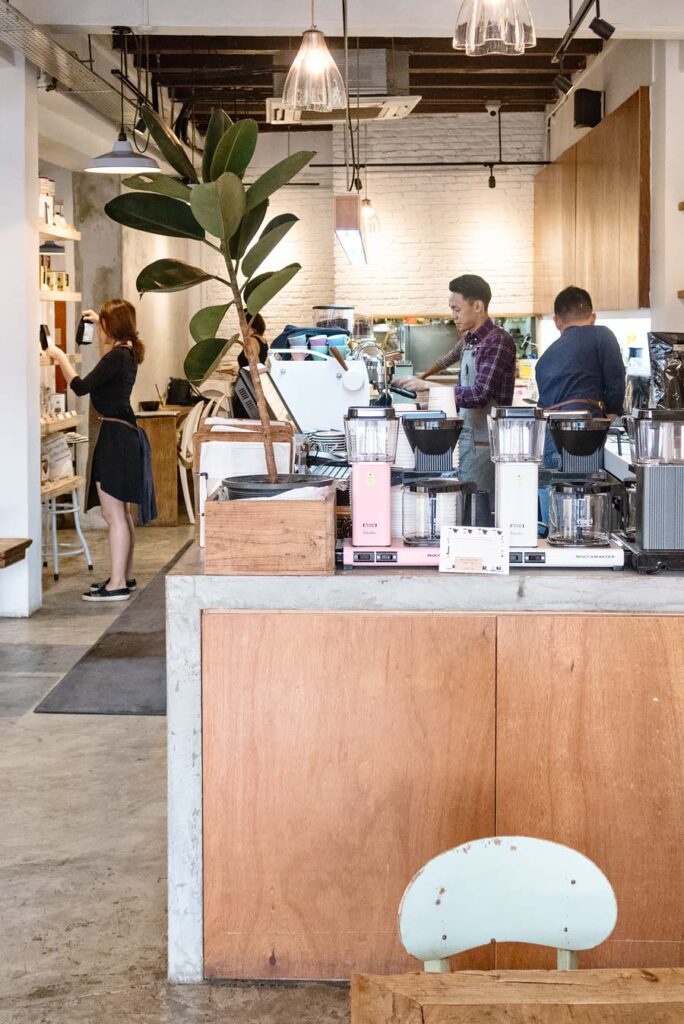 Ultimate Guide to the Best Places to Go, Eat and Stay in Singapore | Strangers Reunion