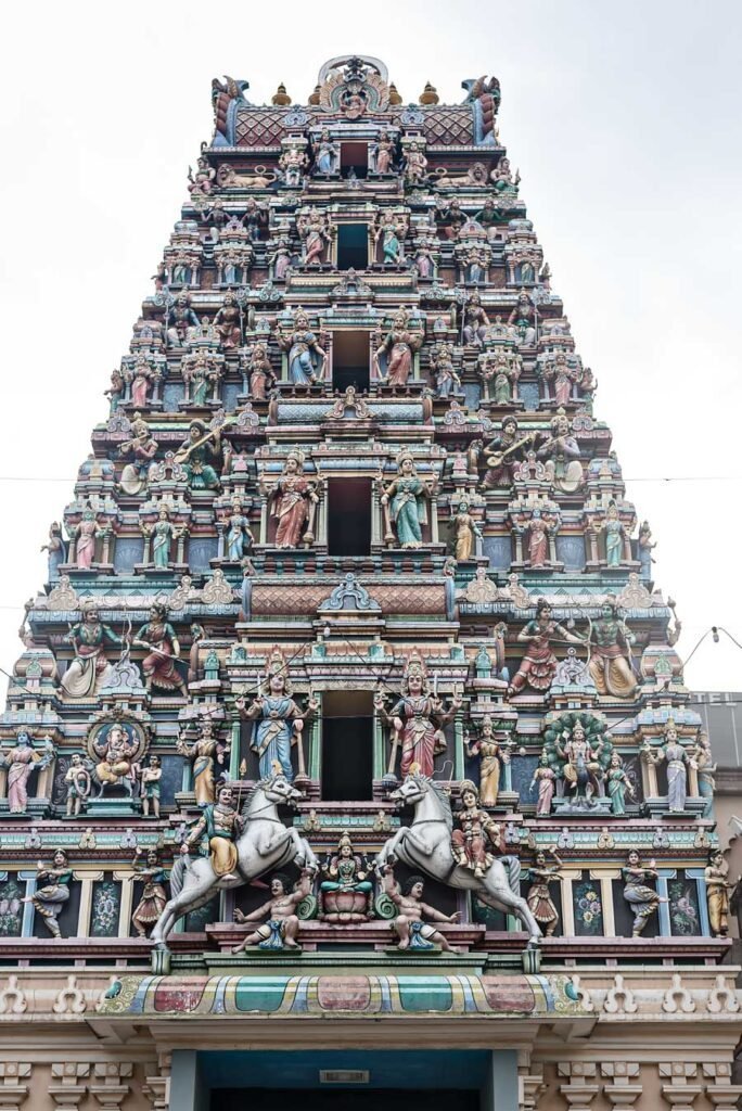 How to spend 3 amazing days in Kuala Lumpur, Malaysia - Sri Sri Mahamariamman Temple