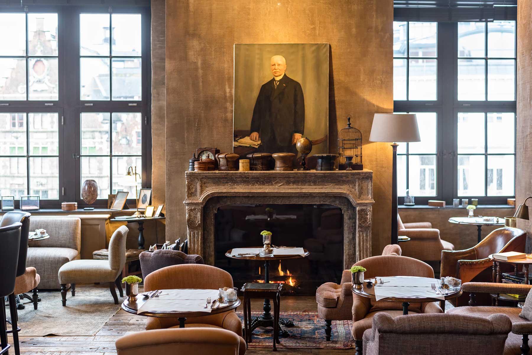 The Cobbler, cocktail bar at 1898 The Post in Ghent | PICTURE PERFECT GHENT & FALLING IN LOVE WITH HOTEL 1898 THE POST