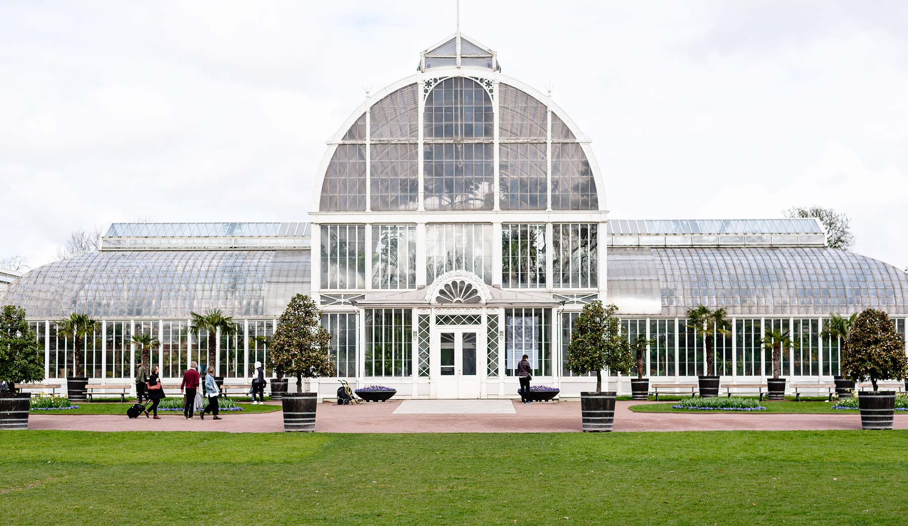 10 Food & Shopping Hotspots You Need to Know in Gothenburg | Palm House at Trädgårdsföreningen park, The garden society of Gothenburg