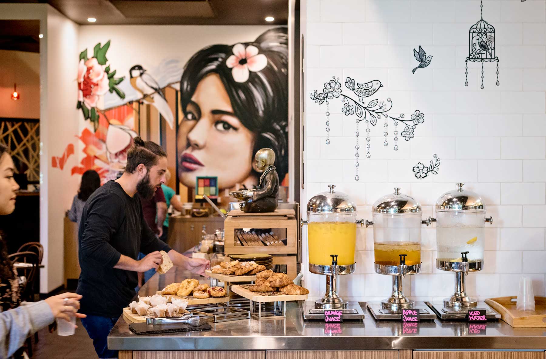 Brisbane hotel: Hotel Jen Brisbane - Read more about how to spend a fun weekend in Brisbane on urbanpixxels.com