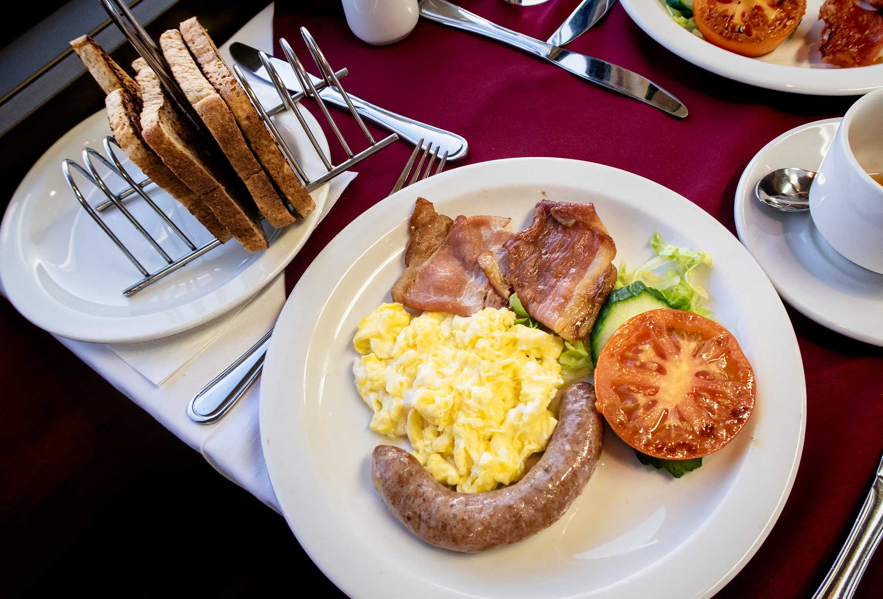 The Most Amazing 28-hour Luxury Train Ride from Johannesburg to Cape Town with Shosholoza Meyl Railways Premier Classe. Watch the video and read the full review on urbanpixxels.com