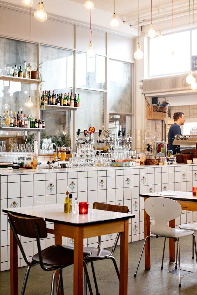 De Brandweerkantine in Maastricht. Een van de leukste restaurants in Maastricht om te lunchen. 15 geweldige food & shopping hotspots in Maastricht.