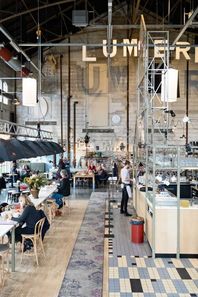 Lumière, een bioscoop en restaurant in Maastricht, Nederland. Een van de Maastricht hotspots die je niet wilt missen.