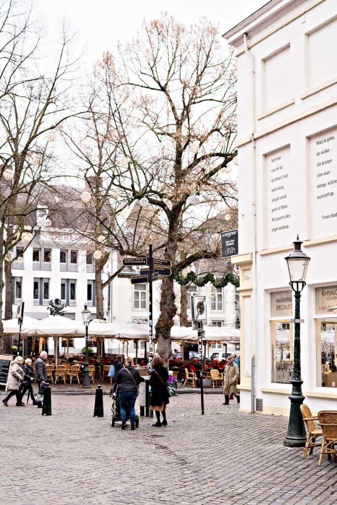 Onze Lieve Vrouweplein in Maastricht | Wat te doen in Maastricht