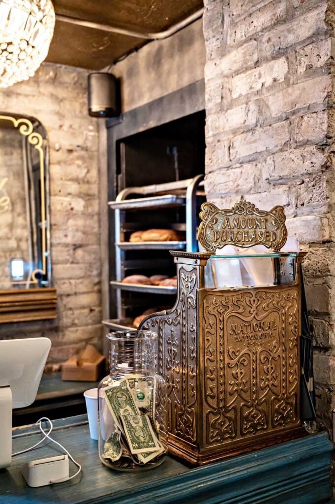 Where to Eat in Chicago: Doughnut Vault