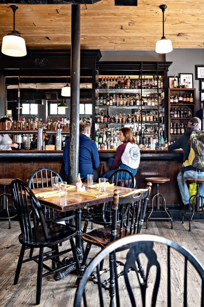 Where to Eat in Chicago: Lunch at Longman and Eagle