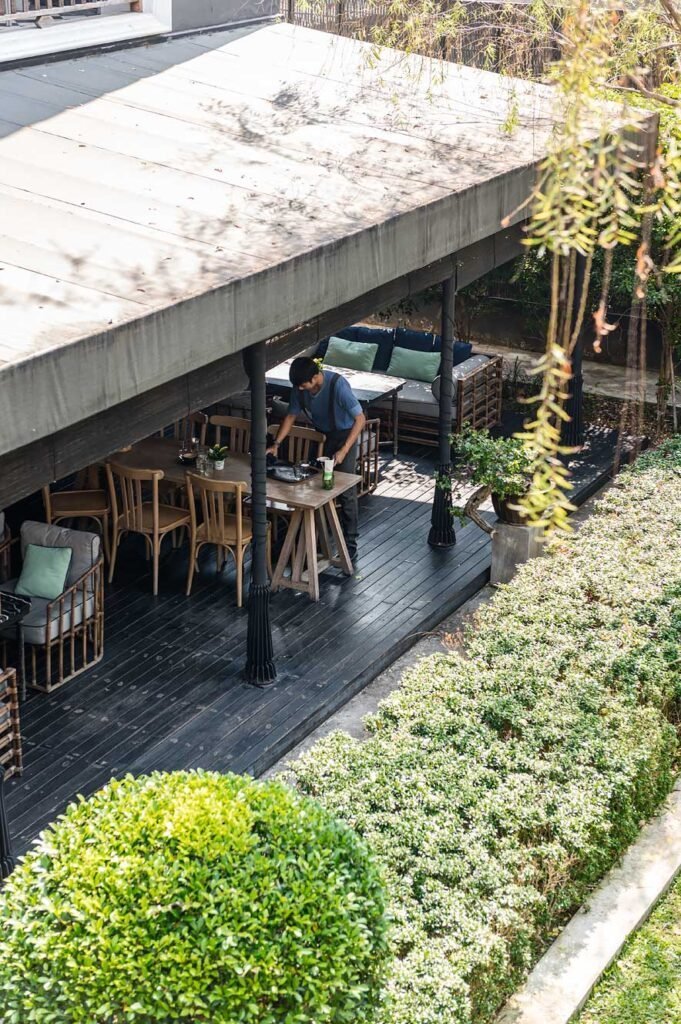 Best hotels in Chiang Mai: tips for the best areas and a review of 4 boutique hotels | Hotel des Artists Ping Silhouette