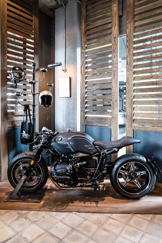 Luka Moto in Thonglor, Bangkok. One of the best restaurants to have brunch and coffee in Bangkok, Thailand.