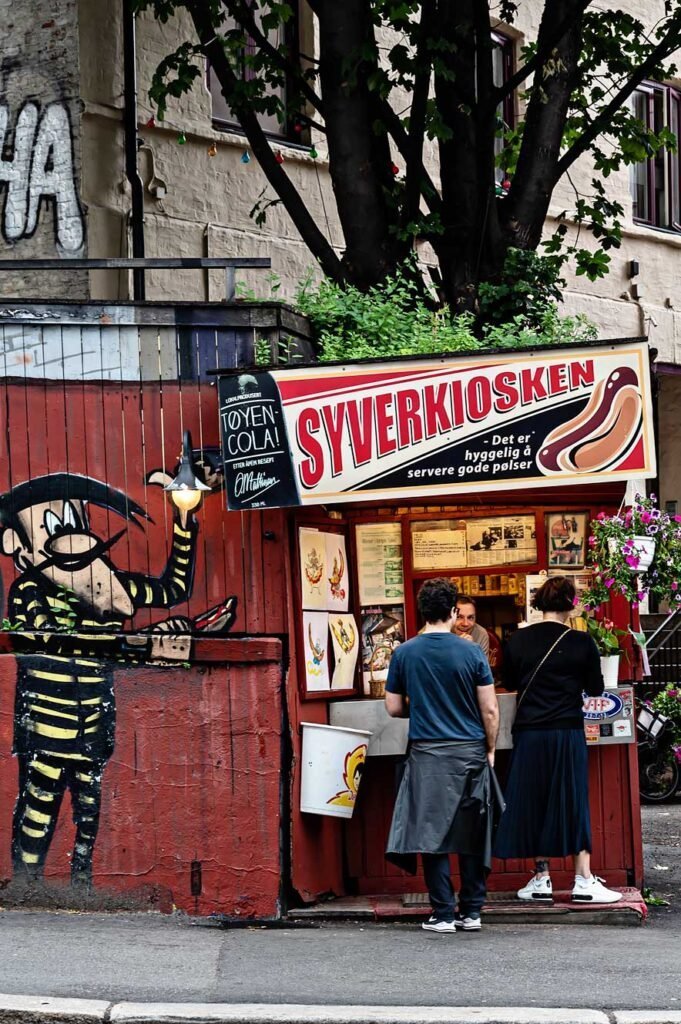 Syverkiosken voor de beste pølser - Noorse hotdog - in Oslo