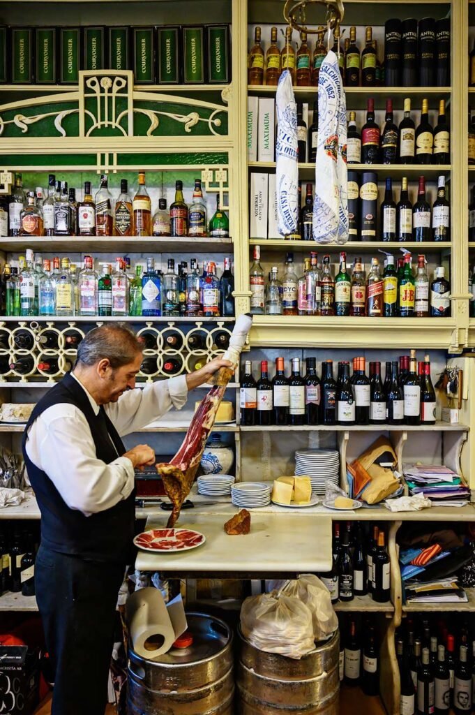 El Rinconcillo, de oudste taberna of bar in Sevilla