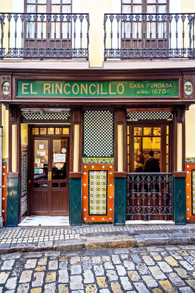 El Rinconcillo, de oudste taberna of bar in Sevilla