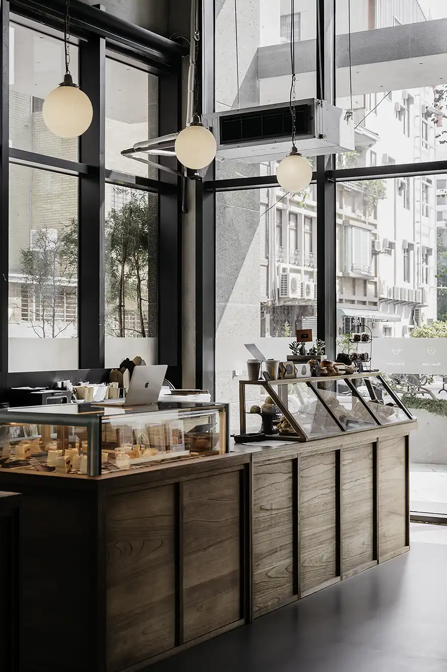 A day in Shiqu - cafe om de hoek van U.I.J Hotel and Hostel in Tainan, Taiwan. Heel fijn restaurant voor ontbijt of lunch.