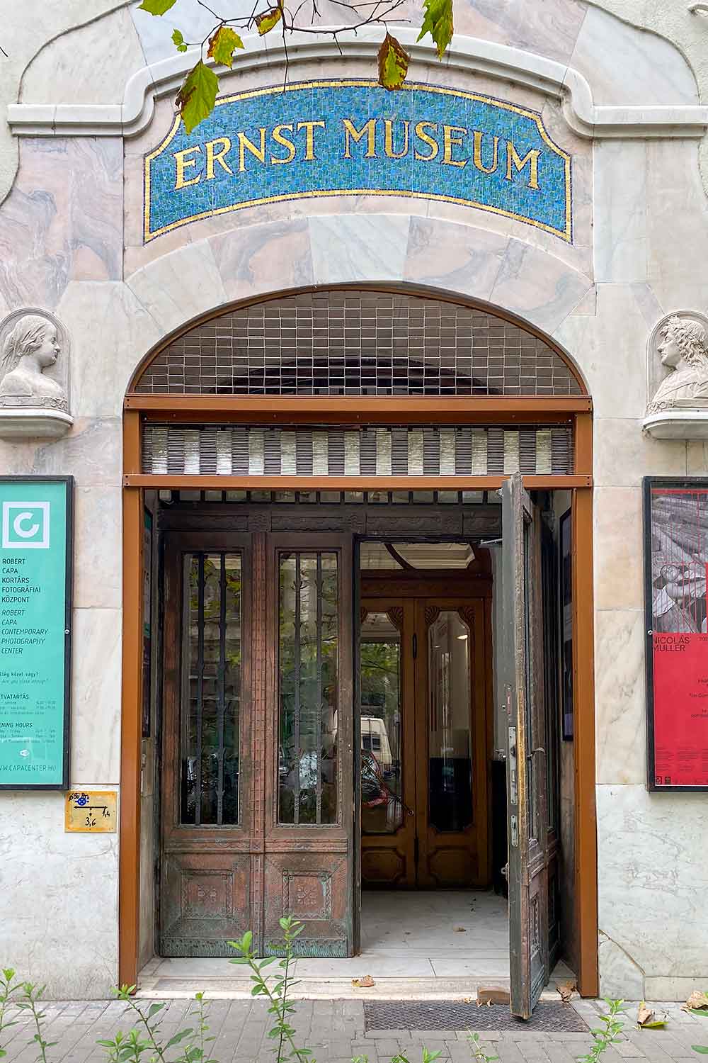 Capa Center - fotografie museum en tentoonstellingen in Boedapest