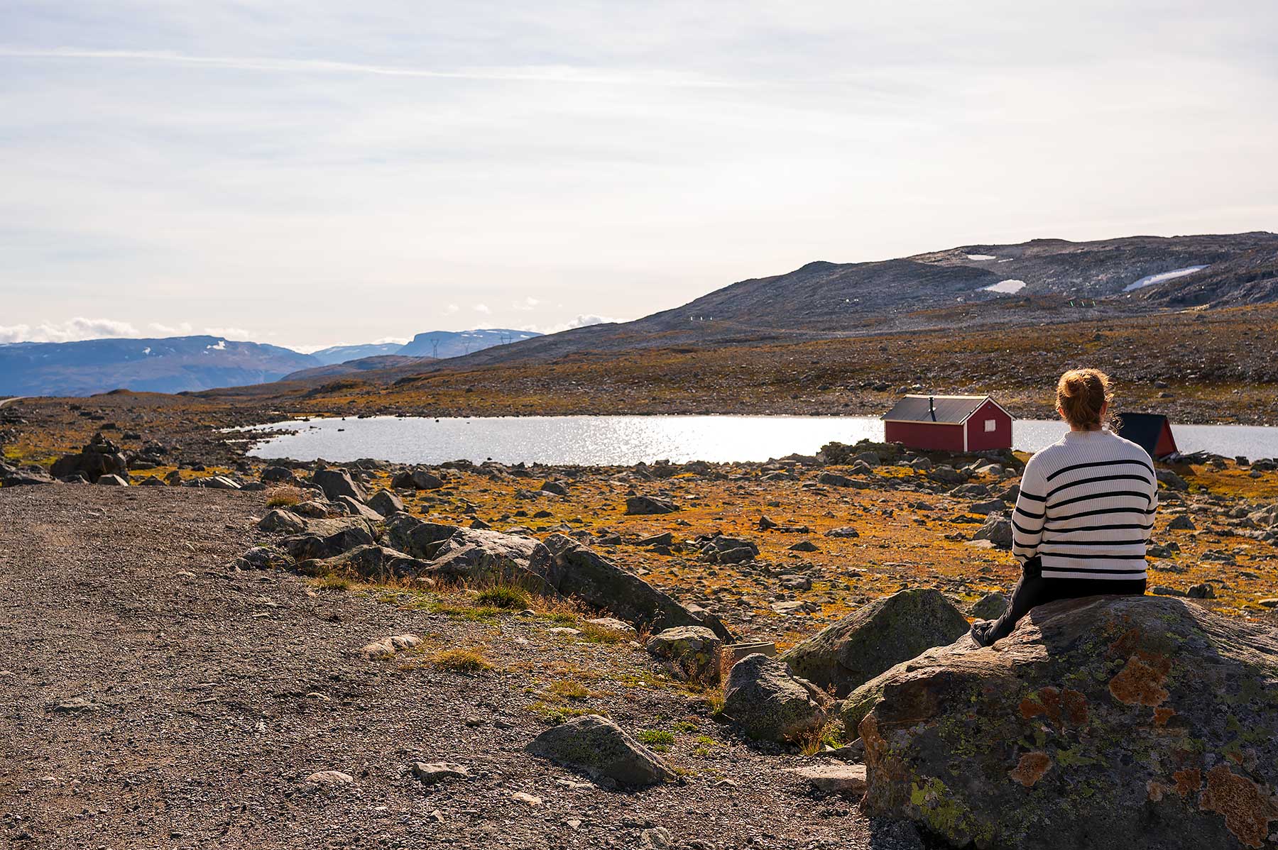 Aurlandsfjellet route staat ook bekend als de snow road vlakbij Bergen, Noorwegen