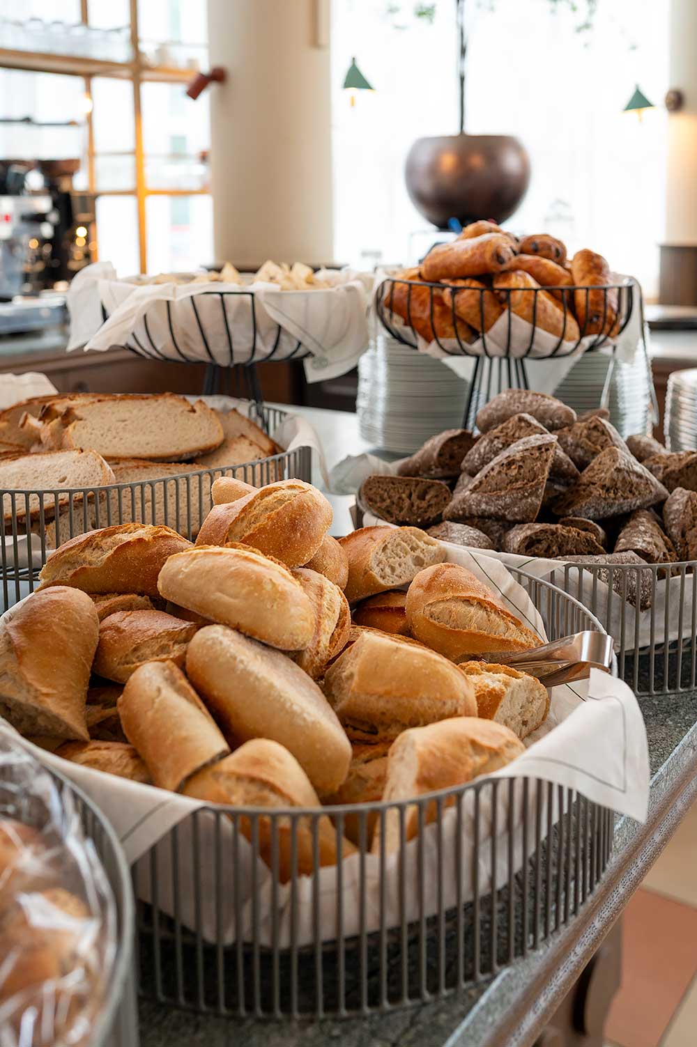 Breakfast in restaurant Suus at hotel De Plesman in  The Hague