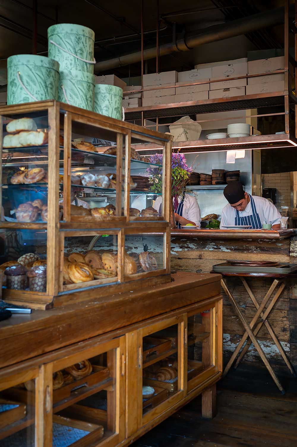 Delicious pastries and breakfast at restaurant Lardo in Mexico City