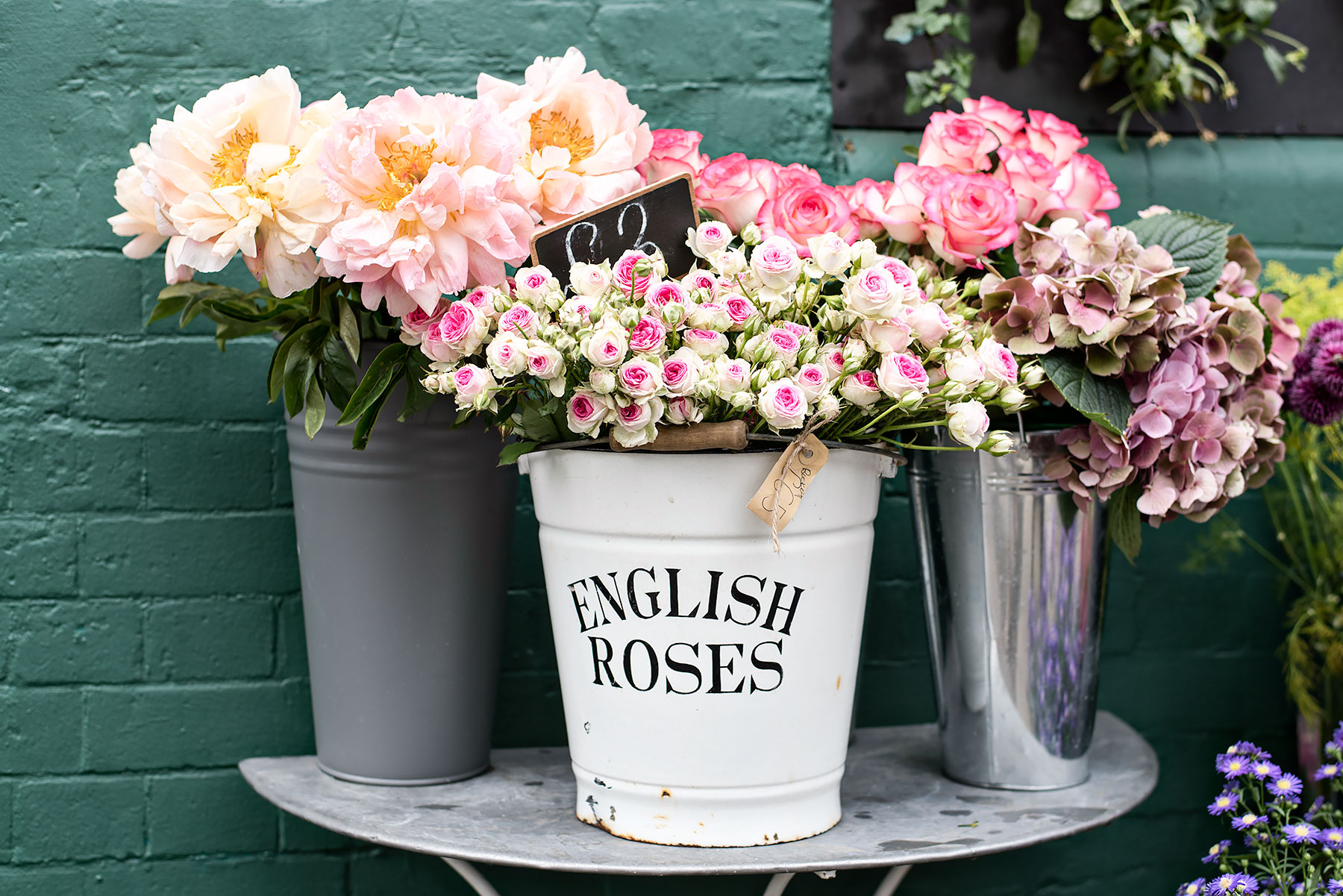 Exploring London villages: Bermondsey Street near London Bridge. Hej Coffee on Bermondsey Square.