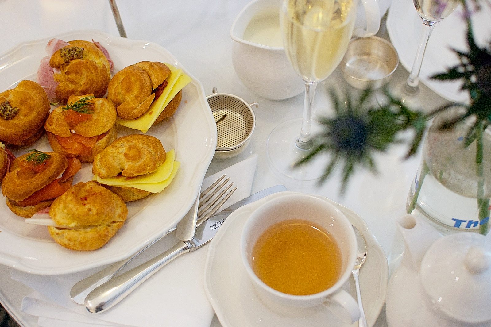 Science Afternoon Tea at The Ampersand Hotel in London | Urban Pixxels