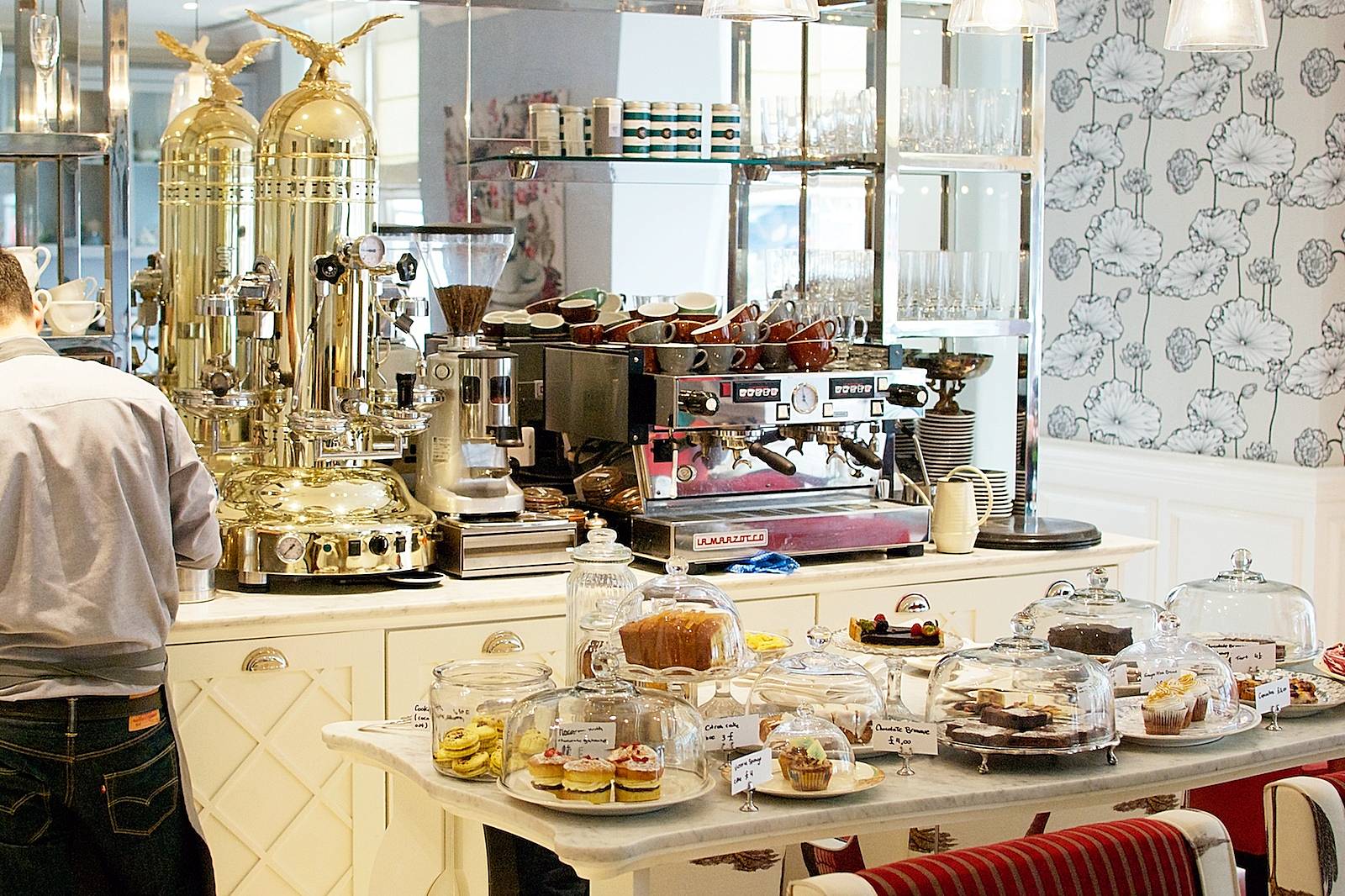 Science Afternoon Tea at The Ampersand Hotel in London | Urban Pixxels